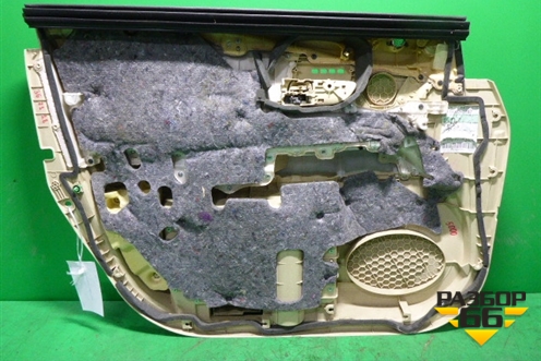 Обшивка двери передней правой под электрику (бежевая) для Lexus RX 300 c 2009-2015г (РХ)