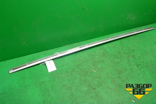 Молдинг крыши левый (7L6860181E) для Volkswagen Touareg c 2002-2010г (Туарег)