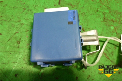 Блок электронный (в дверь) (8597048030) для Lexus RX 300 c 2009-2015г (РХ)