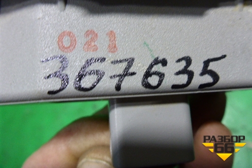 Фонарь подсветки номера (правый LED) для Lexus RX 300 c 2009-2015г (РХ)