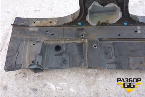 Порог со стойкой левый для Lexus RX 300 c 2009-2015г (РХ)