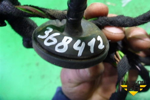 Проводка двери передней левой (A2045402034) для Mercedes Benz C-Klass W204 с 2007-2014г (Ц)