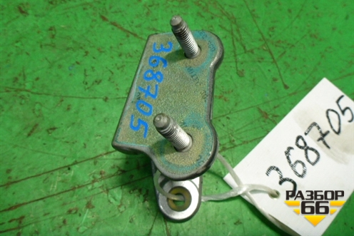 Петля двери задней левой верхняя (A2047300137) для Mercedes Benz C-Klass W204 с 2007-2014г (Ц)