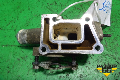 Фланец двигателя системы охлаждения (1.5л B15D2) для Chevrolet Cobalt с 2012г (Кобальт)