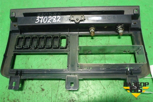 Рамка  (под тахограф) (1766156) для Scania 5 R Series с 2004-2016г