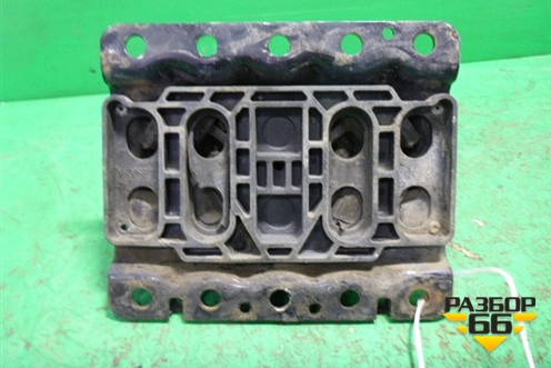 Опора двигателя левая  (21228153) для Volvo TRUCK FM с 2001-2013г (ФМ)