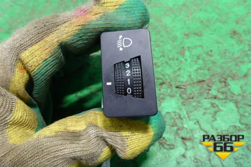 Переключатель корректора фар (937602S0009P) для Hyundai ix 35 с 2010г (Ай икс 35)