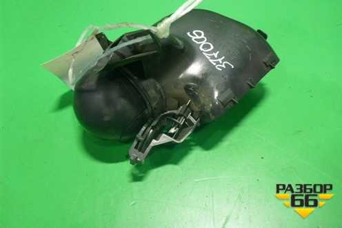 Дефлектор воздушный левый  (В обшивку двери) для Mercedes Benz TRUCK Axor 2 с 2004г (Аксор)