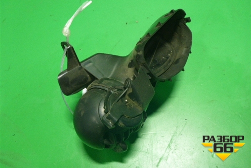 Дефлектор воздушный левый  (В обшивку двери) для Mercedes Benz TRUCK Axor 2 с 2004г (Аксор)