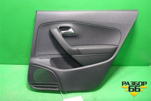 Обшивка двери задней правой под электрику (6RU867212) для Volkswagen Polo (седан) с 2010г (Поло)