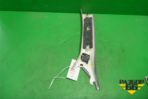 Обшивка стойки лобового стекла правая (8V0867234) для Audi A3 (8V) с 2012-2020г (А3)