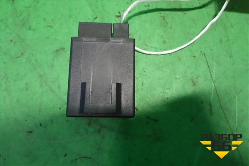 Реле (солнцезащитной шторки) для Hyundai Equus с 2010г (Экус)