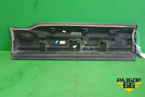 Накладка двери задней левой (S-Line) (4M0853969G) для Audi Q7 c 2015г (Ку 7)