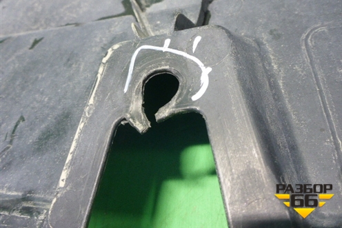 Защита антигравийная левая (задняя) (5872448030) для Lexus RX 300 c 2009-2015г (РХ)