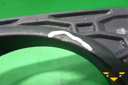 Накладка ПТФ правая (до 2014г) (30678690) для Volvo XC70 с 2007г (ХС70)