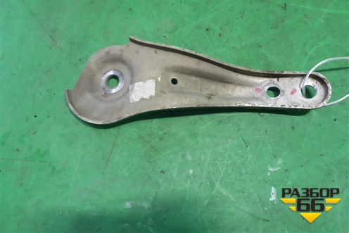 Кронштейн задней балки левый (554713M151) для Hyundai Equus с 2010г (Экус)