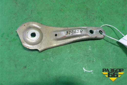 Кронштейн задней балки левый (554713M151) для Hyundai Equus с 2010г (Экус)