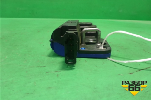 Замок багажника (ответная часть) (812103M010) для Hyundai Equus с 2010г (Экус)