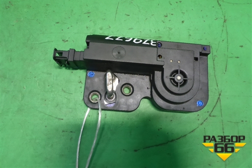 Замок багажника (ответная часть) (812103M010) для Hyundai Equus с 2010г (Экус)