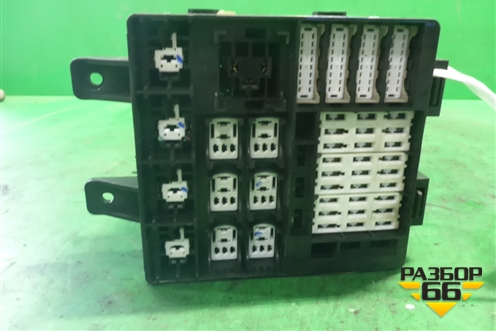 Блок предохранителей салонный (9111310080) для Hyundai Matrix с 2001-2010г (Матрикс)