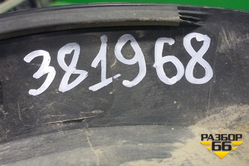 Накладка заднего крыла правого (7560548020) для Lexus RX 350 c 2015г (РХ)