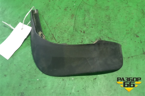 Брызговик задний левый (788139019R) для Nissan Terrano с 2014г (Терано)