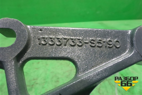 Кронштейн крепления аккумуляторного ящика (1333733) для Scania 5 R Series с 2004-2016г