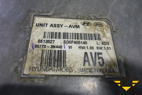 Блок электронный (957703N440) для Hyundai Equus с 2010г (Экус)