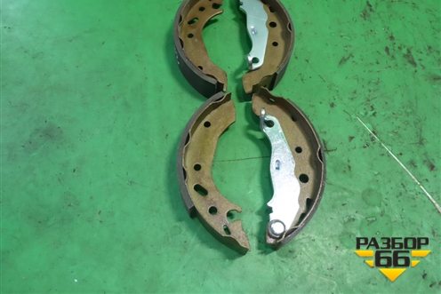 Колодки тормозные задние (барабанные комплект B+K) (42503) для Ford Escort/Orion с 1990-1995г (Эскорт)