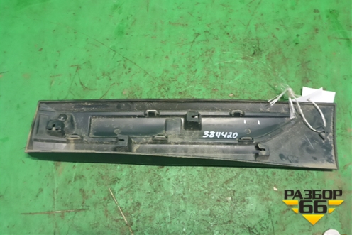 Накладка двери задней правой (после 2015г) (5757A410) для Mitsubishi Outlander с 2012-2024г (Аутлендер)