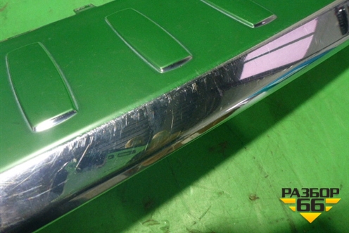 Накладка заднего бампера (верхняя) (A1668852174) для Mercedes Benz ML-Klass W166 c 2011г (МЛ)