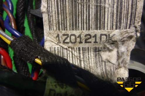 Проводка двери передней правой для Skoda Octavia (А5) с 2004-2013г (Октавия)