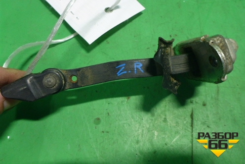 Ограничитель двери задней правой (1Z0839249D) для Skoda Octavia (А5) с 2004-2013г (Октавия)