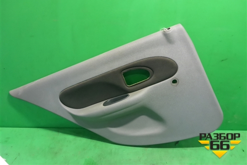 Обшивка двери задней левой под механику (седан) (8200149433) для Renault Clio с 1998-2002г (Клио)