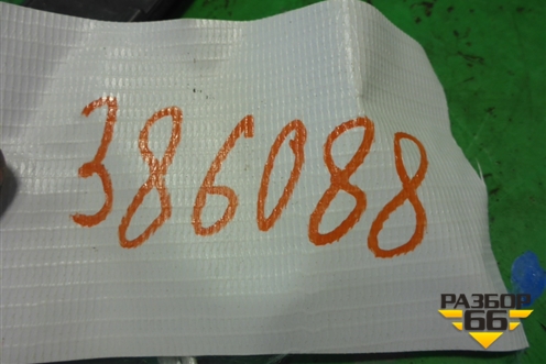 Заглушка в задний бампер (левая после 2014г) (8U0807441F) для Audi Q3 с 2011-2018г (Ку 3)