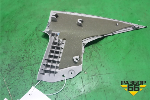 Обшивка стойки задняя верхняя левая (седан) (BN8V68261) для Mazda Mazda 3 (BK) с 2003-2009г 