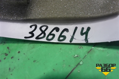 Обшивка стойки задняя верхняя левая (седан) (BN8V68261) для Mazda Mazda 3 (BK) с 2003-2009г 