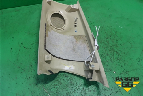 Обшивка стойки задняя верхняя левая (задняя часть) для Land Rover Range Rover 3 с 2002-2012г (Вог)