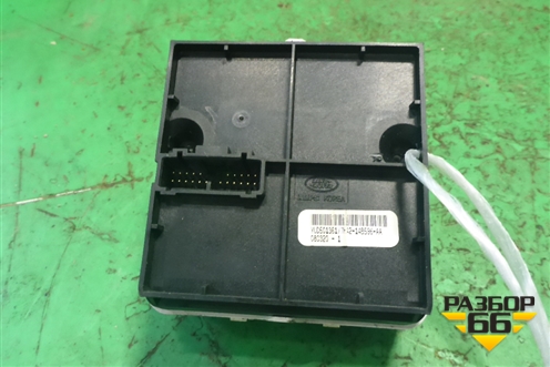 Модуль кнопок (регулировки подвески) (7H4214B596AA) для Land Rover Range Rover 3 с 2002-2012г (Вог)