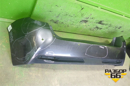 Бампер задний (после 2013г под парктроник) для Toyota Verso с 2009-2018г (Версо)