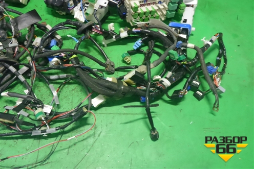 Проводка в кабину для Isuzu FVR (ФВР)