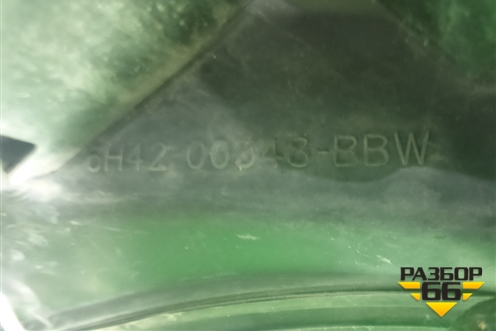 Решетка стеклоочистителей (6H4200348BBW) для Land Rover Range Rover 3 с 2002-2012г (Вог)