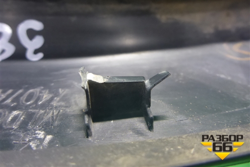 Накладка заднего бампера правая (7407A318) для Mitsubishi Outlander с 2012-2024г (Аутлендер)