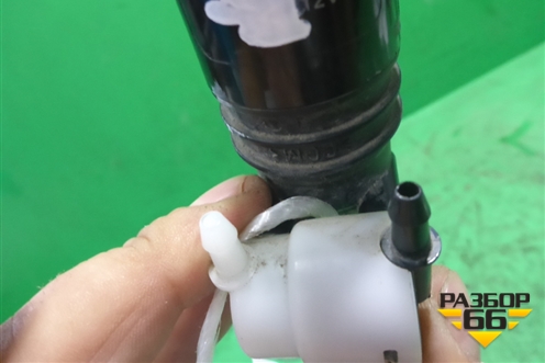 Насос омывателя (на 2 отвода) для Nissan Pathfinder (R51M) с 2004-2014г (Патфиндер)