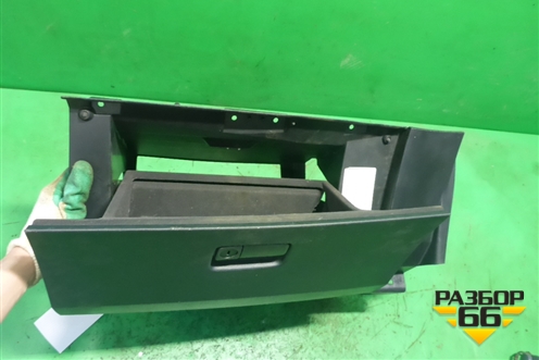 Бардачок (68108CA000) для Nissan Murano (Z50) с 2002-2008г (Мурано)