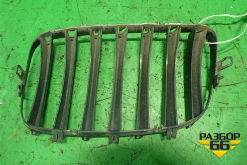 Решетка радиатора правая (без хрома) (51317157688) для BMW X6 E71 с 2008-2014г (Х6 Е71)