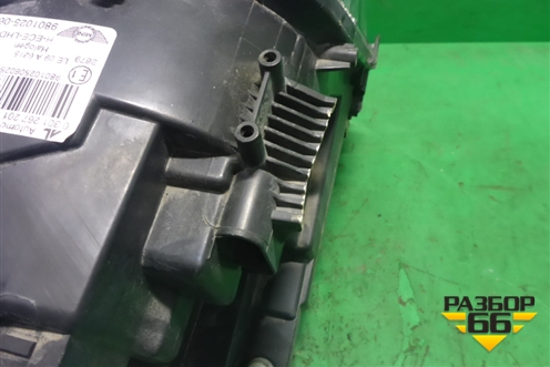 Фара левая (галоген) (9801025) для Mini Countryman R60 с 2010г (Кантримен)