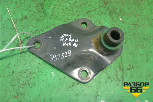 Кронштейн крепления цилиндра подъёма кабины для Volvo TRUCK FM с 2001-2013г (ФМ)