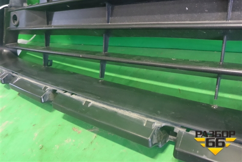 Решетка радиатора (нижняя часть под парктроник до 2019г) (5311248160) для Lexus RX 350 c 2015г (РХ)