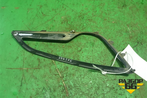 Накладка ПТФ левая (865273Z000) для Hyundai i40 с 2011г (Ай40)